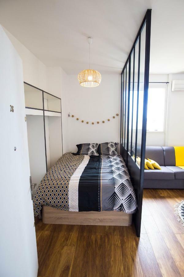 Appartement Hypercentre+ Place De Parking Privee Saint-Denis Bagian luar foto
