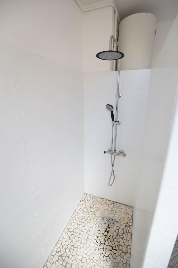Appartement Hypercentre+ Place De Parking Privee Saint-Denis Bagian luar foto
