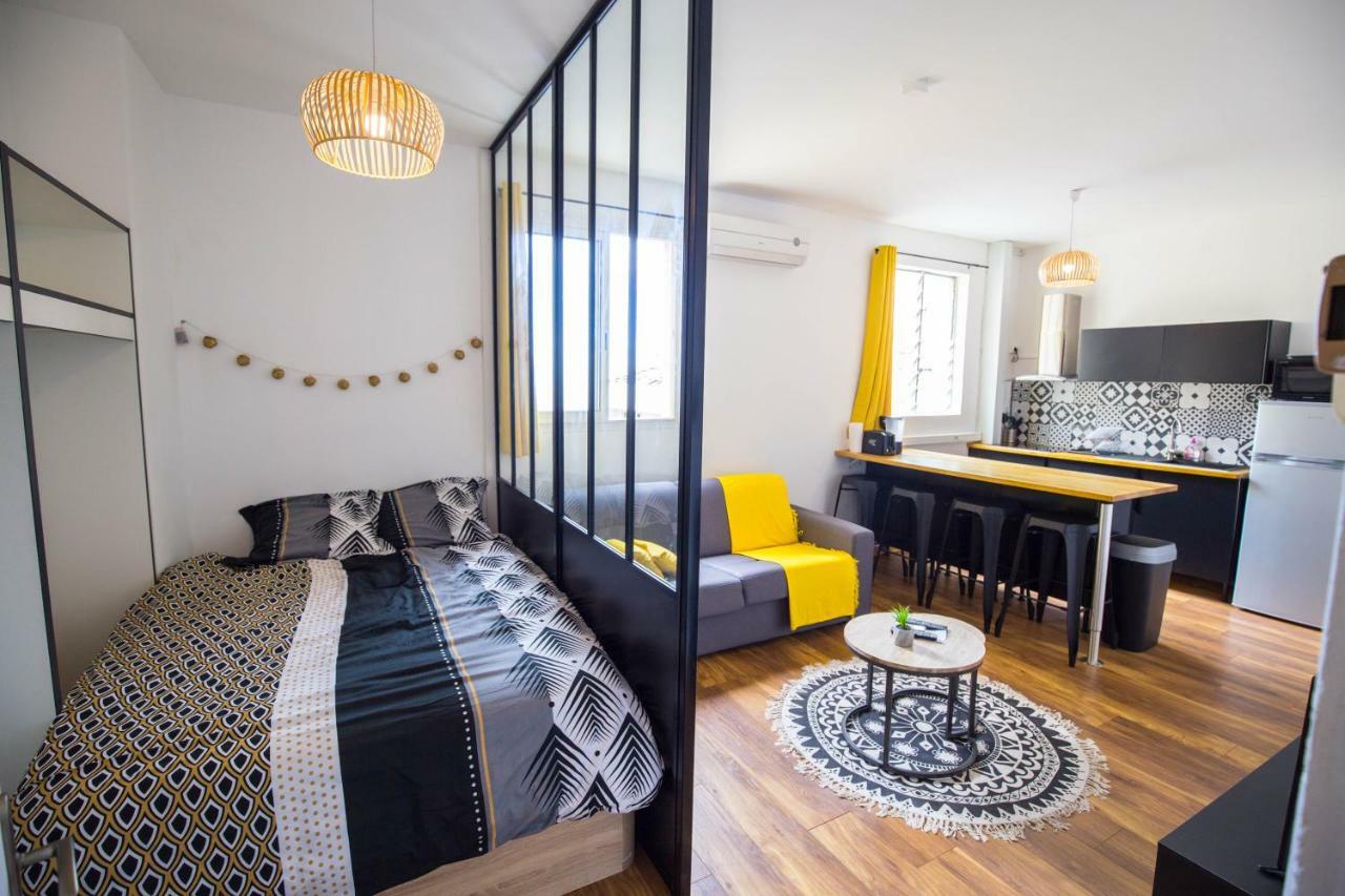 Appartement Hypercentre+ Place De Parking Privee Saint-Denis Bagian luar foto